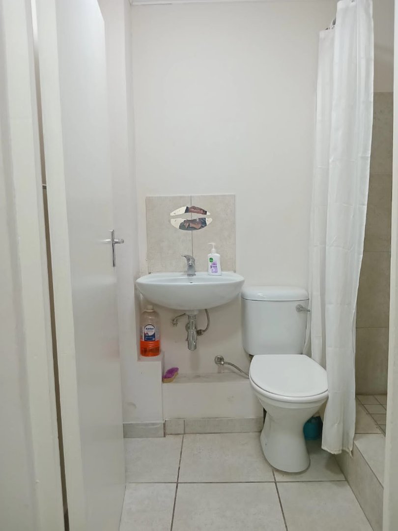2 Bedroom Property for Sale in Malibu Village Western Cape